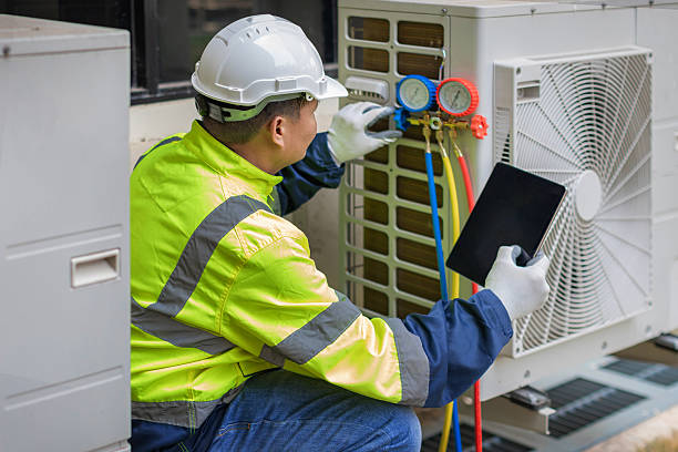 Professional Hvac Installation technician working in Marion, WI